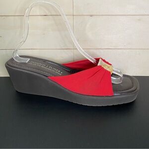 Donald Pliner Vintage Sandals Women's Size 9 Shoes Brown Red Fabric Wedge Slides